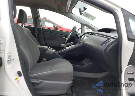 2014 Toyota Prius Three из США, поврежденный, VIN JTDKN3DU9E0391200